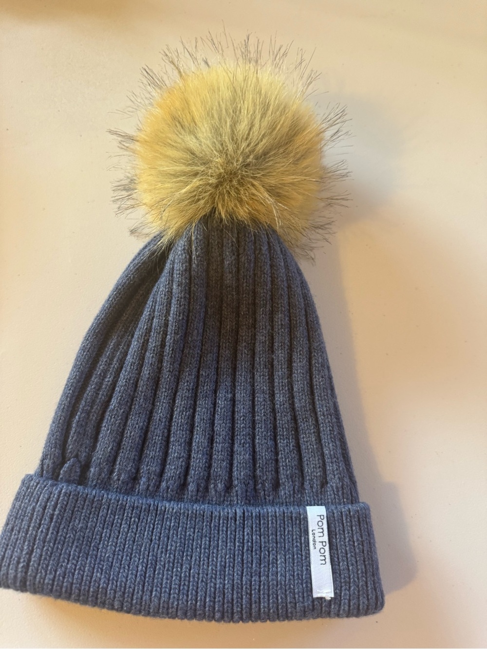 Pom Pom London ribbed cashmere cap